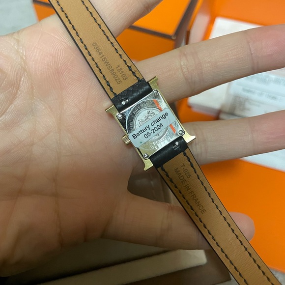 Genuine Hermes watch 17mm size - Picture 3 of 5
